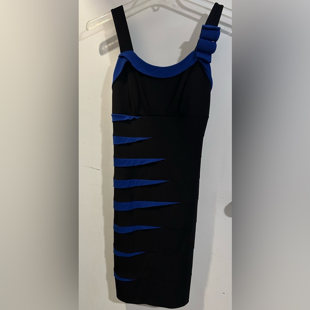 Enfocus Studio Black and Blue One Shoulder Bodycon Dress